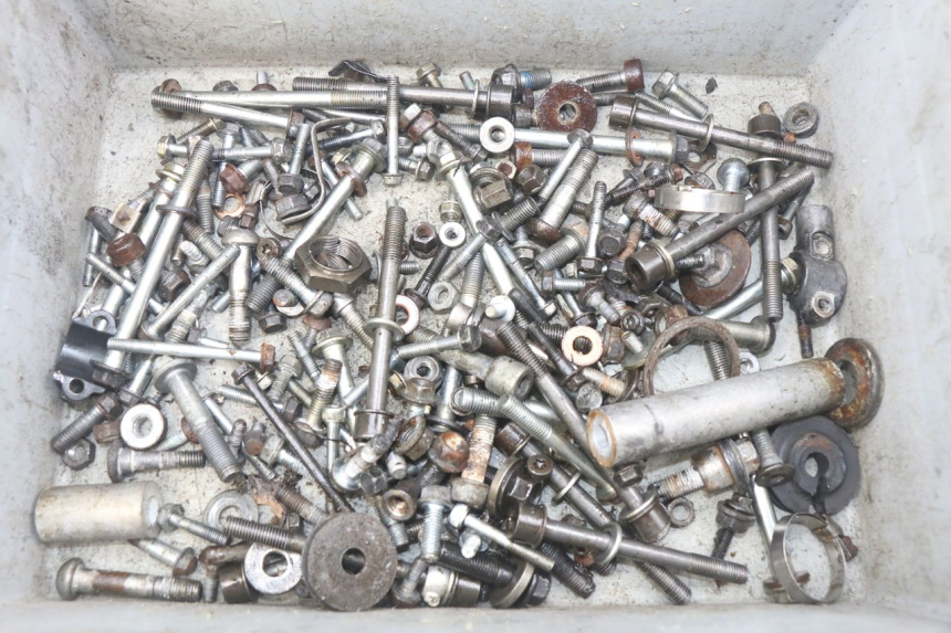 photo de SAC VISSERIE VIS HONDA CBR RR FIREBLADE 900 (1992 - 1994)