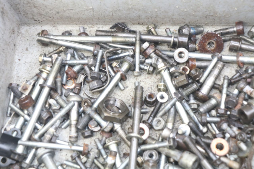 photo de SAC VISSERIE VIS HONDA CBR RR FIREBLADE 900 (1992 - 1994)