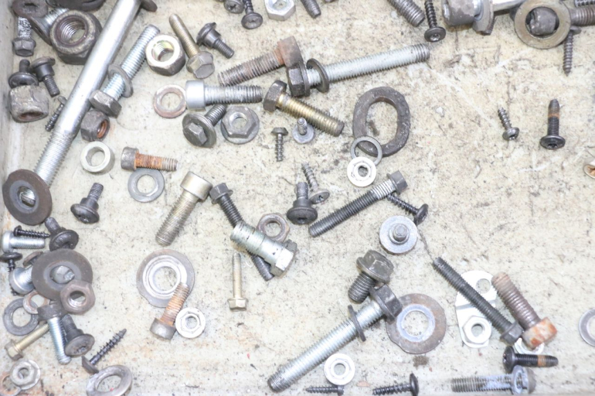 photo de SAC VISSERIE VIS PEUGEOT ELYSTAR 125 (2002 - 2007)
