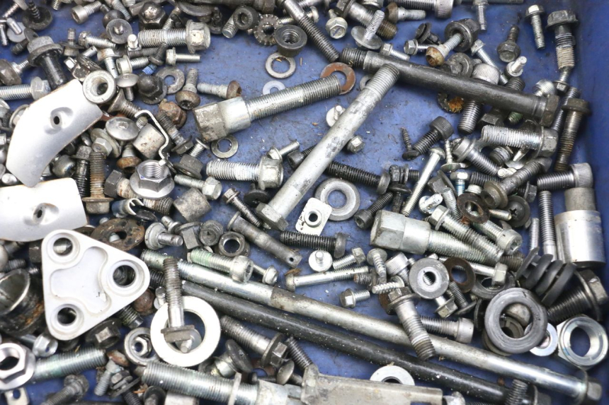 photo de SAC VISSERIE VIS YAMAHA FJR ABS 1300 (2006 - 2012) - Détail de la pièce