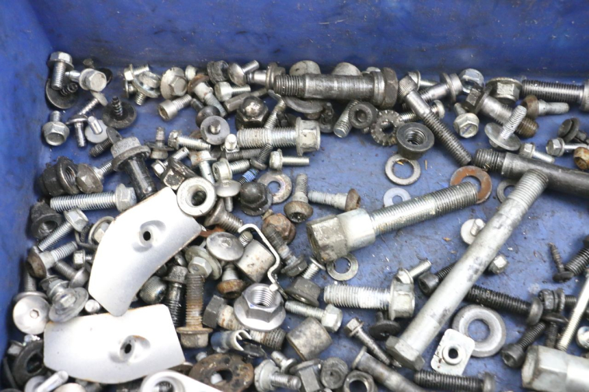 photo de SAC VISSERIE VIS YAMAHA FJR ABS 1300 (2006 - 2012) - Zoom état d’usage