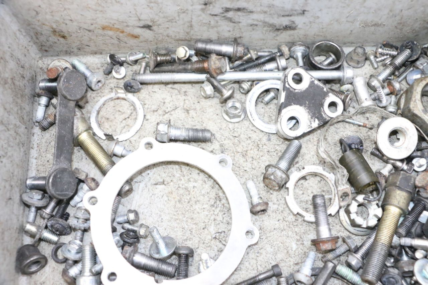 photo de SAC VISSERIE VIS YAMAHA FJR ABS 1300 (2006 - 2012) - Zoom état d’usage