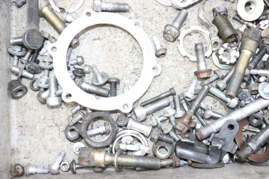 photo de SAC VISSERIE VIS YAMAHA FJR ABS 1300 (2006 - 2012) - Autre angle de vue