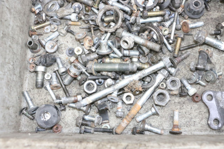 photo de SAC VISSERIE VIS KAWASAKI GPX R WARBIRD 600 (1988 - 1993) - Autre angle de vue