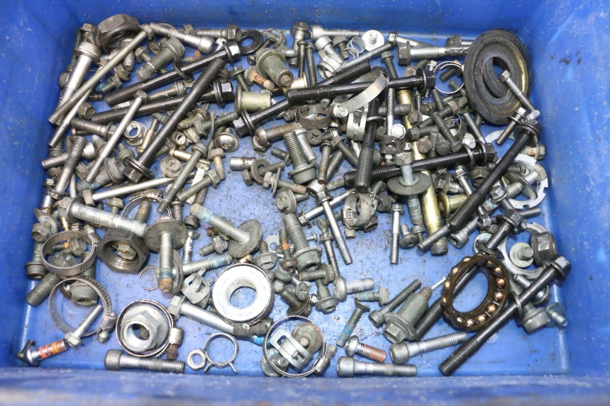 photo de SAC VISSERIE VIS SUZUKI GSR 600 (2005 - 2012) - Vue principale