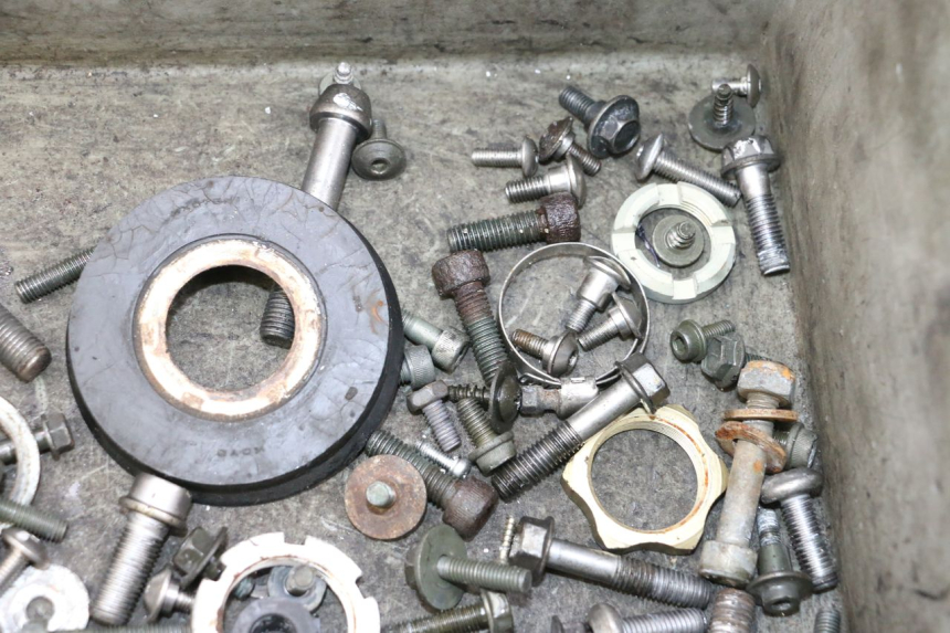 photo de SAC VISSERIE VIS SUZUKI GSXR GSX-R 1000 (2003 - 2004) - Vue d’ensemble