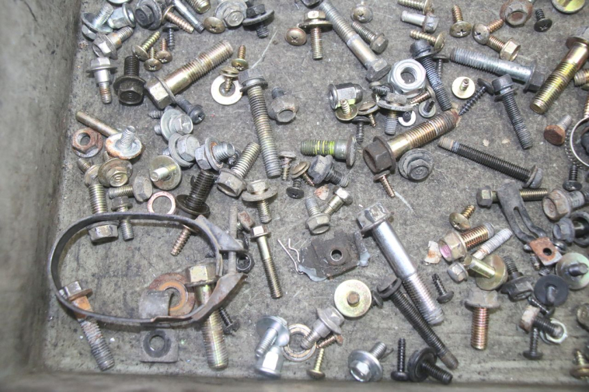 photo de SAC VISSERIE VIS SYM GTS EVO 125 (2009 - 2013) - Autre angle de vue