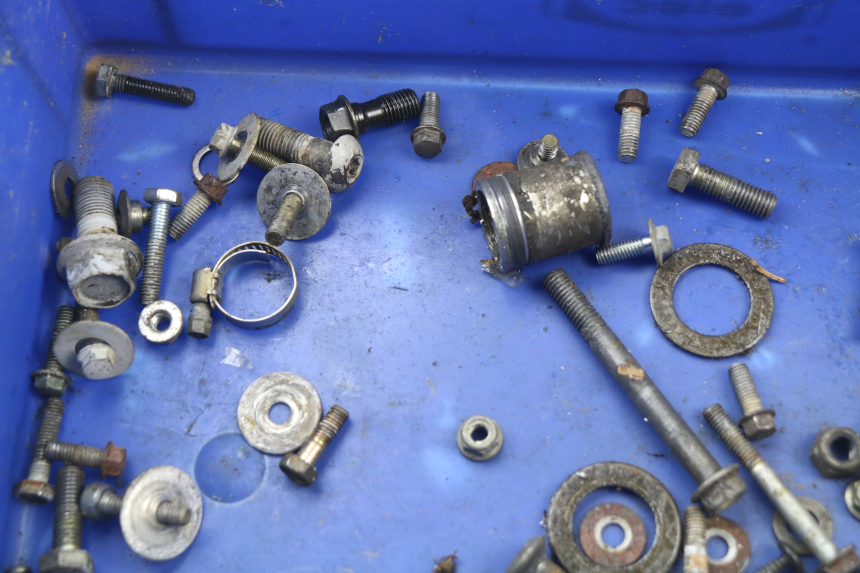photo de SAC VISSERIE VIS HONDA CR 125 (2000 - 2001)