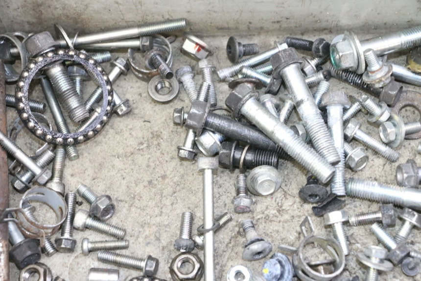 photo de SAC VISSERIE VIS HONDA FORZA 125 (2021 - 2025)