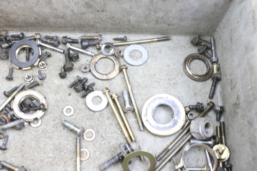 photo de SAC VISSERIE VIS PEUGEOT KISBEE 4T 50 (2010 - 2017) - Zoom état d’usage