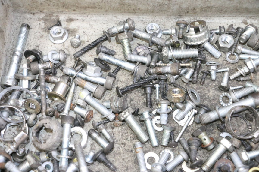 photo de SAC VISSERIE VIS PIAGGIO MP3 125 (2006 - 2014)