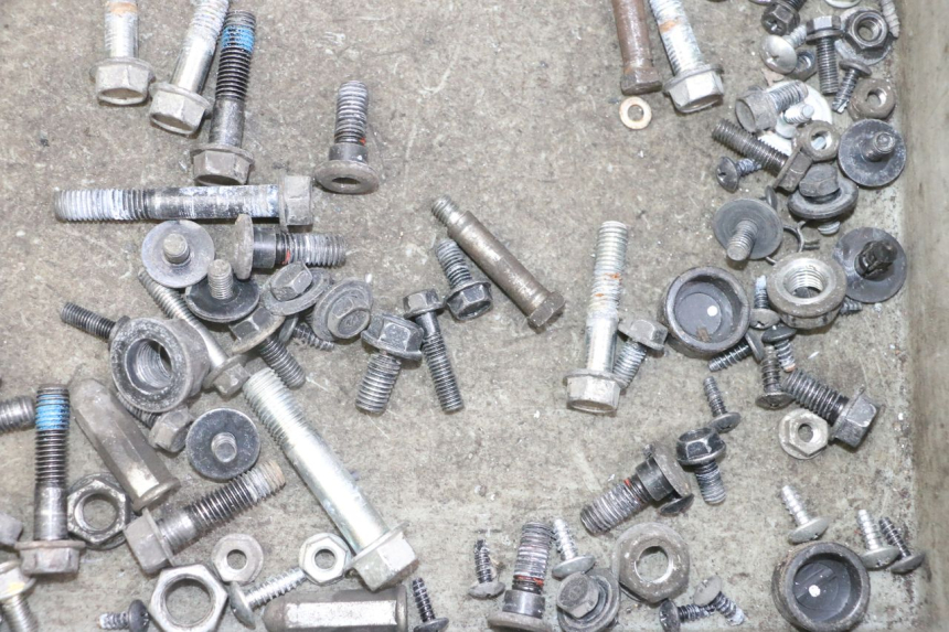 photo de SAC VISSERIE VIS KYMCO LIKE 4T 50 (2019 - 2025) - Autre angle de vue