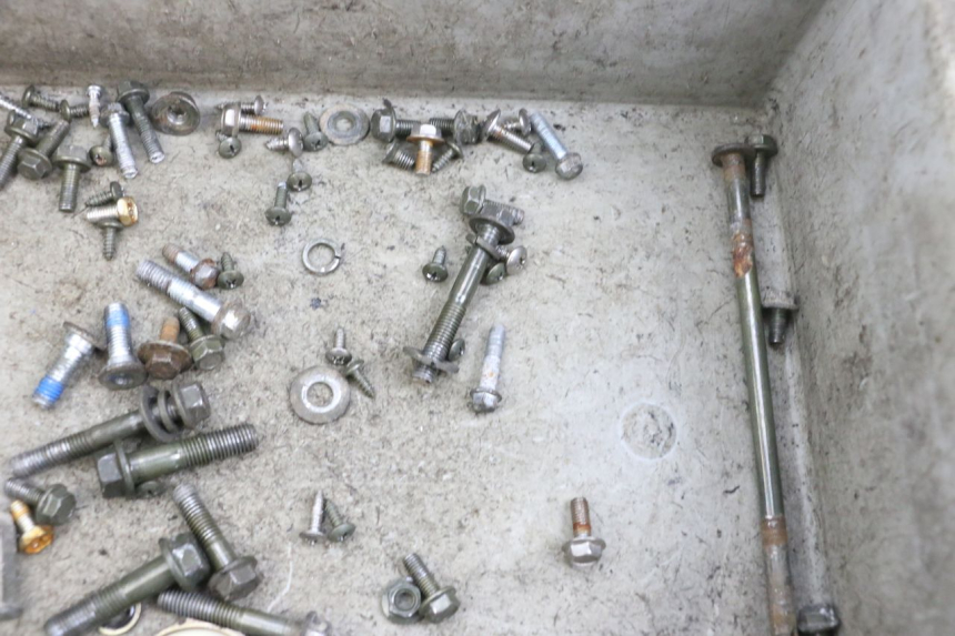 photo de SAC VISSERIE VIS JM MOTORS OLDIES GT 4T 50 (2018 - 2025) - Gros plan technique