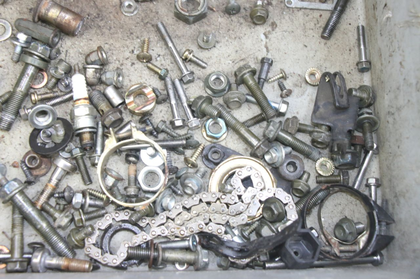 photo de SAC VISSERIE VIS PEUGEOT TWEET 4T 50 (2014 - 2019)