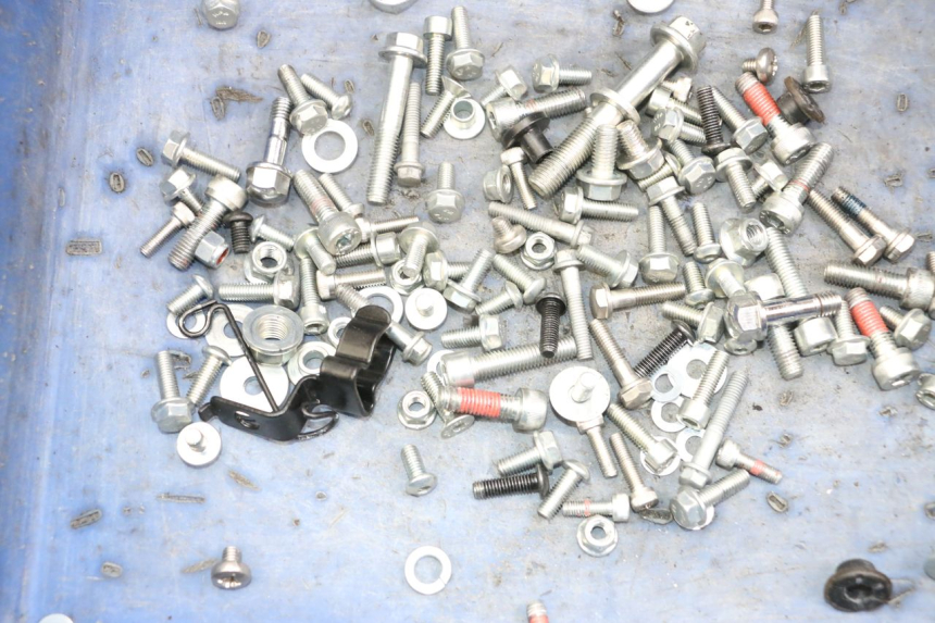 photo de SAC VISSERIE VIS ROYAL ENFIELD SCRAM 411 (2022 - 2024) - Détail de la pièce