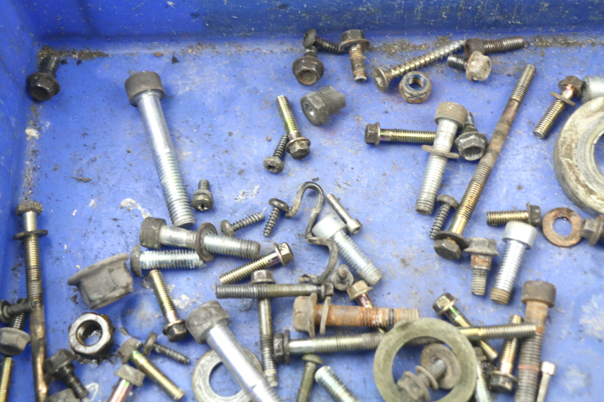 photo de SAC VISSERIE VIS PEUGEOT SPEEDFIGHT 3 AIR 50 (2009 - 2015)