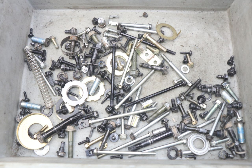 photo de SAC VISSERIE VIS PEUGEOT STREETZONE 4T 50 (2018 - 2023)