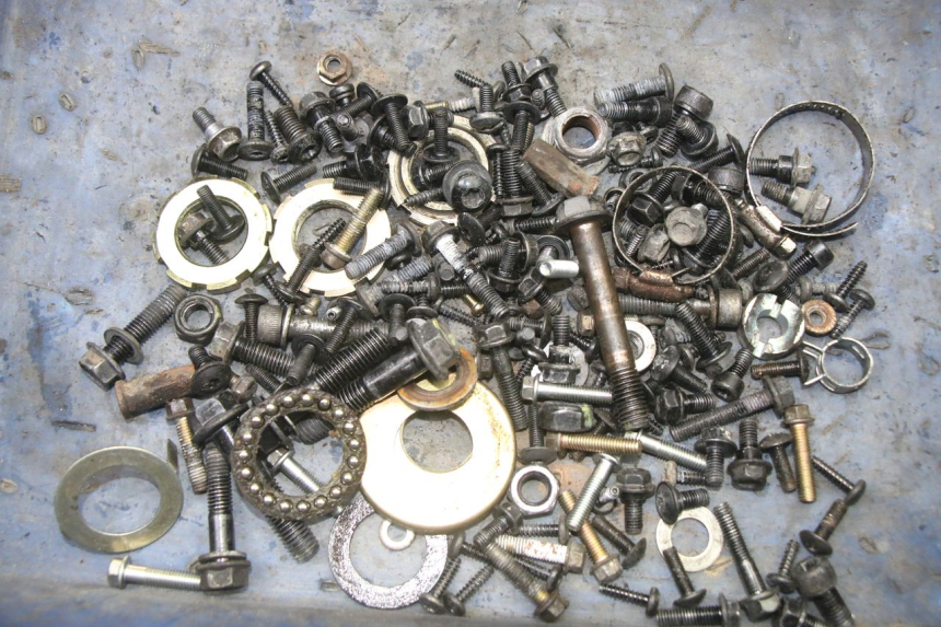 photo de SAC VISSERIE VIS PEUGEOT STREETZONE I 2T 50 (2018 - 2020)