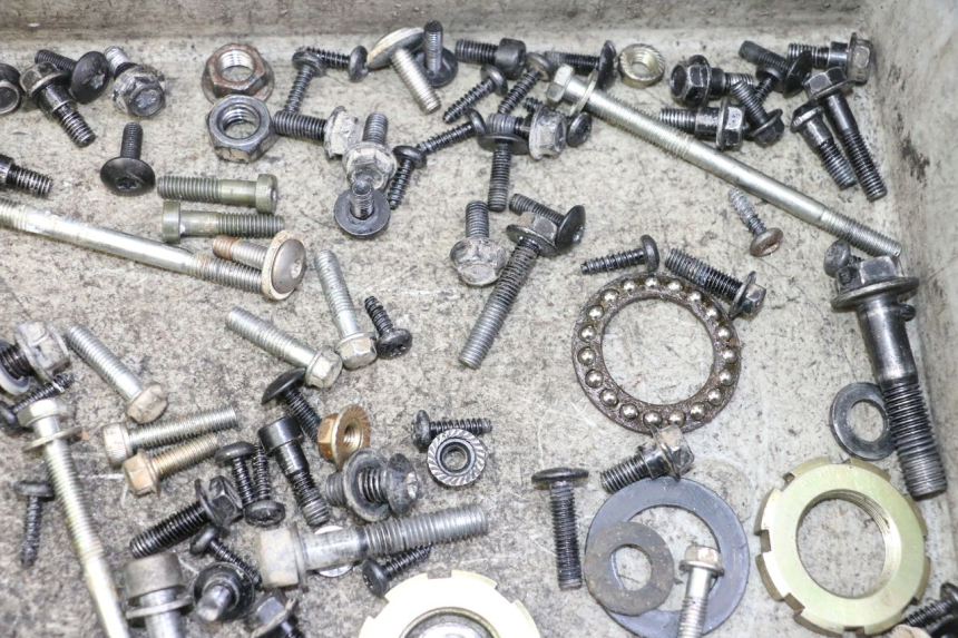 photo de SAC VISSERIE VIS PEUGEOT STREETZONE I NAKED 2T 50 (2018 - 2020)