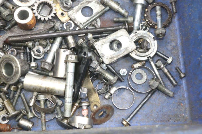 photo de SAC VISSERIE VIS SUZUKI SV N 650 (1999 - 2002)