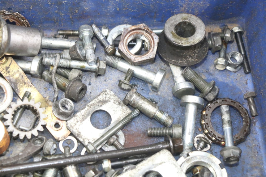 photo de SAC VISSERIE VIS SUZUKI SV N 650 (1999 - 2002)