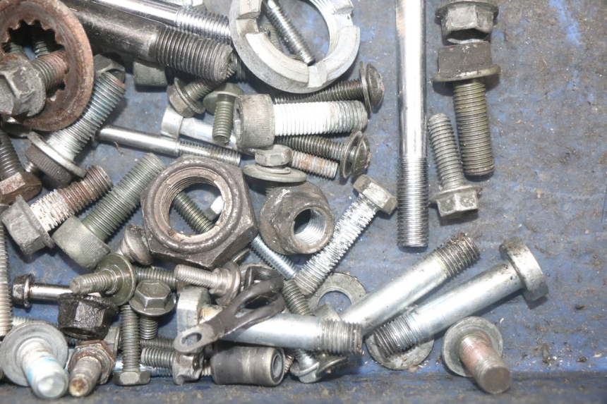 photo de SAC VISSERIE VIS SUZUKI SV N 650 (1999 - 2002)