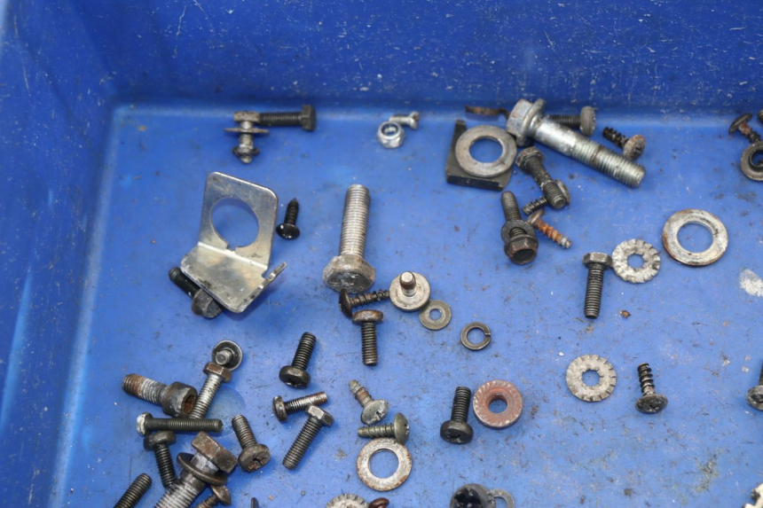 photo de SAC VISSERIE VIS SUZUKI UH BURGMAN 125 (2002 - 2006)