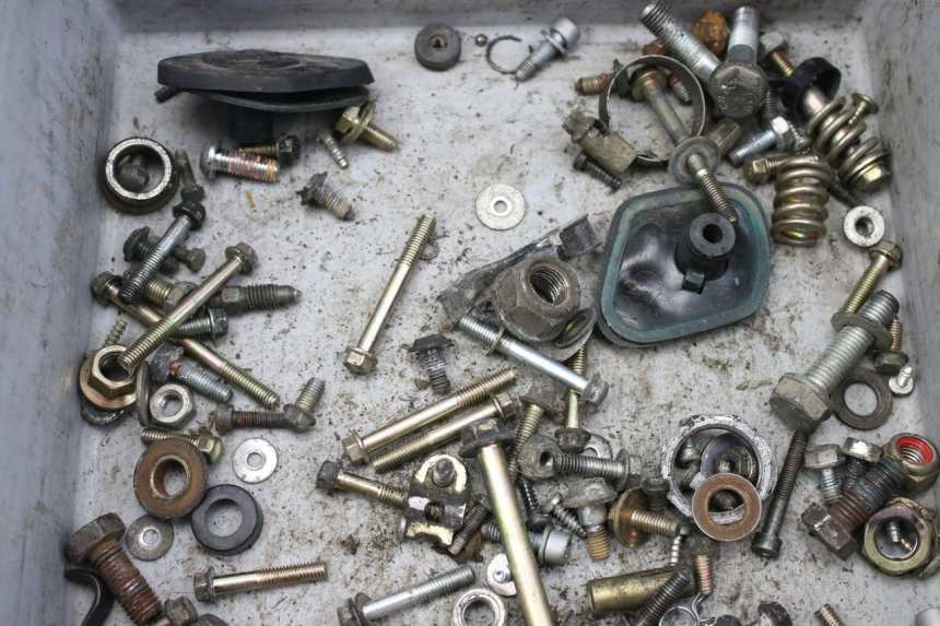 photo de SAC VISSERIE VIS PEUGEOT SV 125 (1991 - 1994)