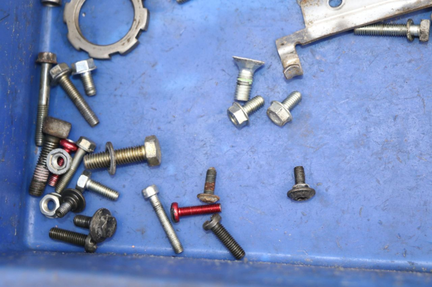 photo de SAC VISSERIE VIS PEUGEOT TREKKER 50 (1998 - 2004)