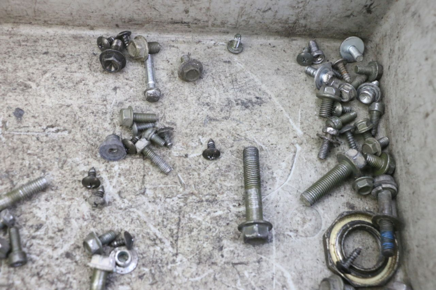 photo de SAC VISSERIE VIS PEUGEOT TWEET 4T 50 (2018 - 2020)