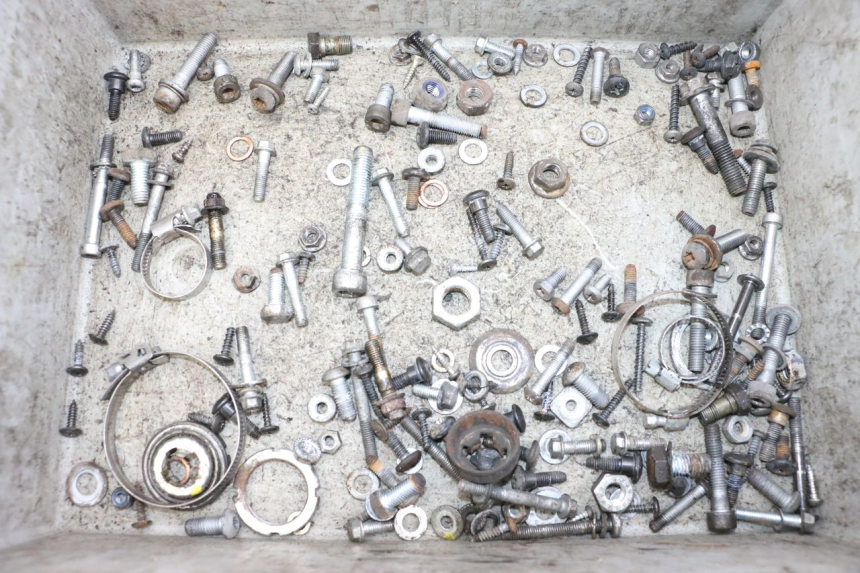 photo de SAC VISSERIE VIS PIAGGIO VESPA GTS SUPER IE 125 (2009 - 2016) - Vue principale