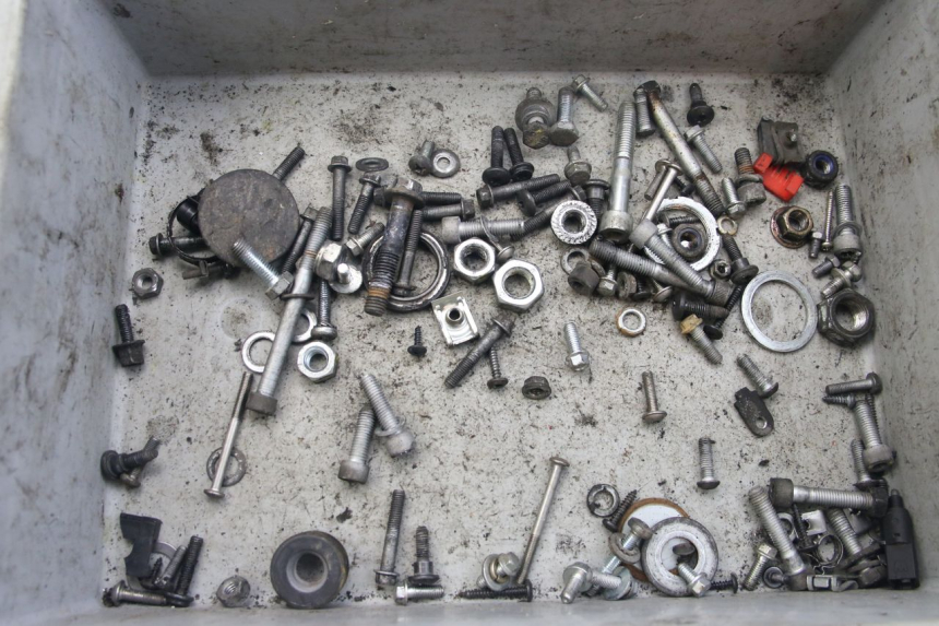 photo de SAC VISSERIE VIS PIAGGIO VESPA S 2T 50 (2007 - 2014)