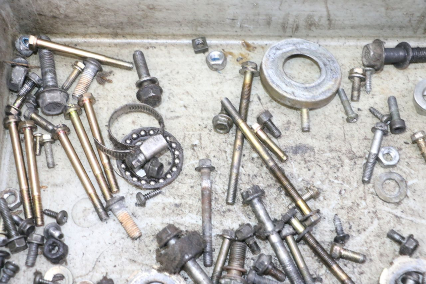 photo de SAC VISSERIE VIS PEUGEOT VIVACITY NEW 2T 50 (2008 - 2017)