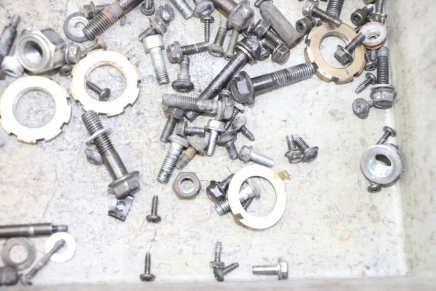 photo de SAC VISSERIE VIS PEUGEOT VIVACITY NEW 4T 50 (2008 - 2017)