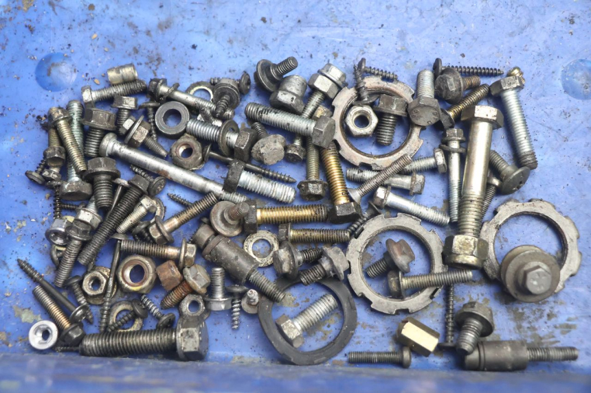 photo de SAC VISSERIE VIS PEUGEOT VIVACITY 100 (1999 - 2008) - Vue principale