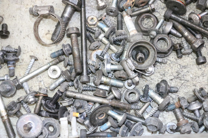 photo de SAC VISSERIE VIS YAMAHA X-MAX XMAX 125 (2010 - 2014)