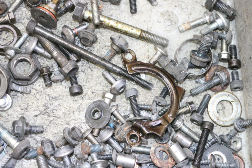 photo de SAC VISSERIE VIS YAMAHA X-MAX XMAX 125 (2010 - 2014)