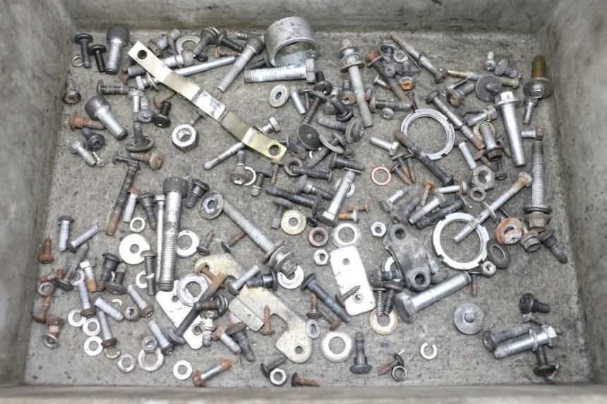 photo de SAC VISSERIE VIS PIAGGIO X8 125 (2004 - 2007) - Vue principale