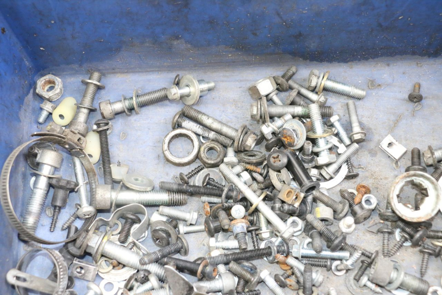 photo de SAC VISSERIE VIS PIAGGIO XEVO - X EVO 125 (2007 - 2016) - Autre angle de vue