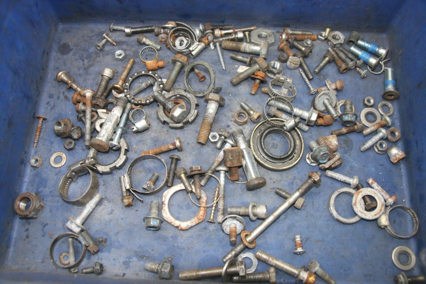 photo de SAC VISSERIE VIS YAMAHA AEROX 50 (1997 - 2006)