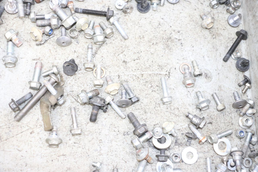 photo de SAC VISSERIE VIS YAMAHA YFM R RAPTOR 250 (2008 - 2014) - Détail de la pièce