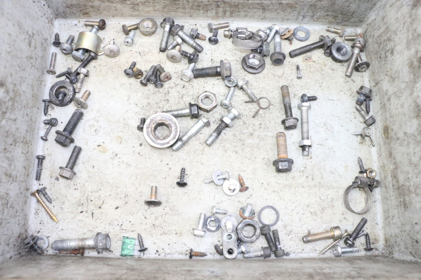 photo de SAC VISSERIE VIS YAMAHA YP MAJESTY 125 (2002 - 2006)
