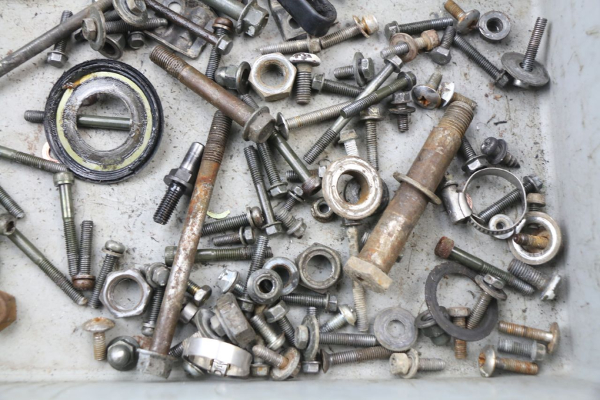 photo de SAC VISSERIE VIS YAMAHA YZ 125 (1998 - 2005)