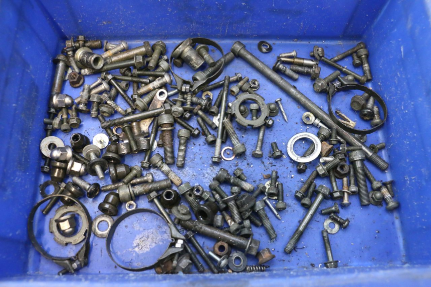 photo de SAC VISSERIE VIS YAMAHA YZF R GENESIS 750 (1993 - 1998) - Vue principale