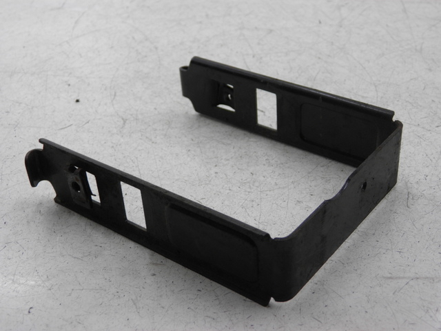 photo de SANGLE BATTERIE GILERA NEXUS 500 (2003 - 2008)