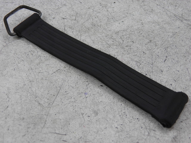 photo de SANGLE BATTERIE PIAGGIO MP3 LT 300 (2010 - 2016)