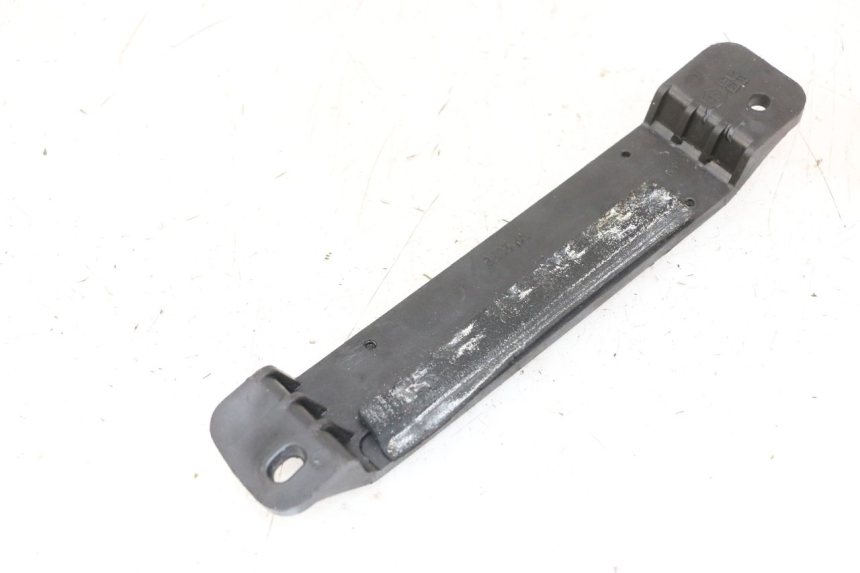 photo de SANGLE BATTERIE PIAGGIO VESPA GRANTURISMO 200 (2004 - 2005)