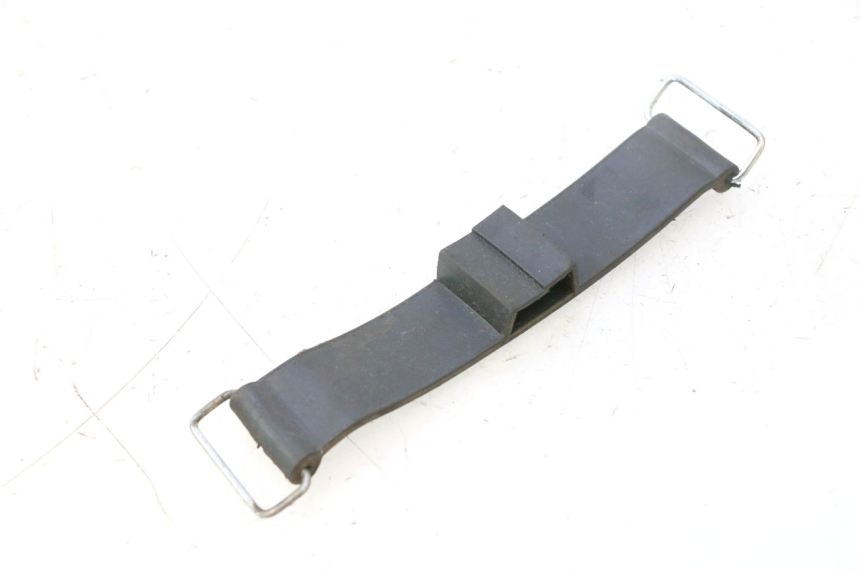 photo de SANGLE BATTERIE MASH SEVENTY FIVE 125 (2013 - 2021) - Vue principale