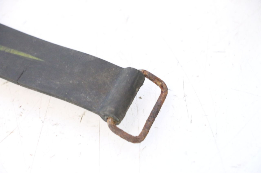 photo de SANGLE BATTERIE YAMAHA YZF R6 600 (2008 - 2009) - Détail de la pièce
