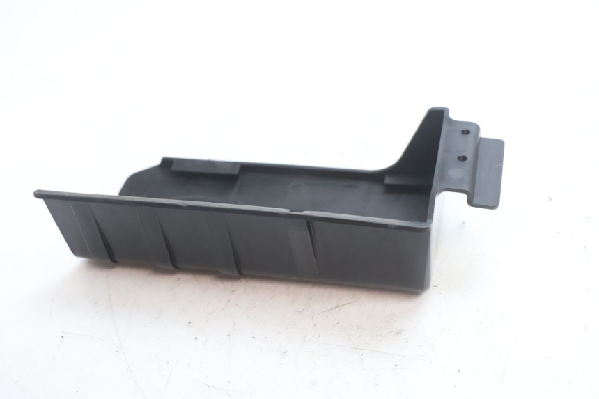 photo de SANGLE TROUSSE OUTILS SUZUKI GSR 600 (2005 - 2012) - Détail de la pièce